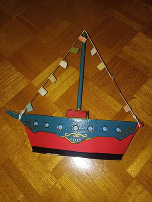 Handmade boat decoration used, paper and wood