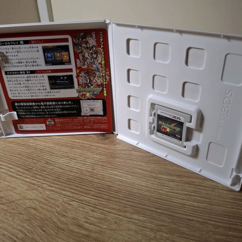 Monster Strike 3DS game like new, Japanese language