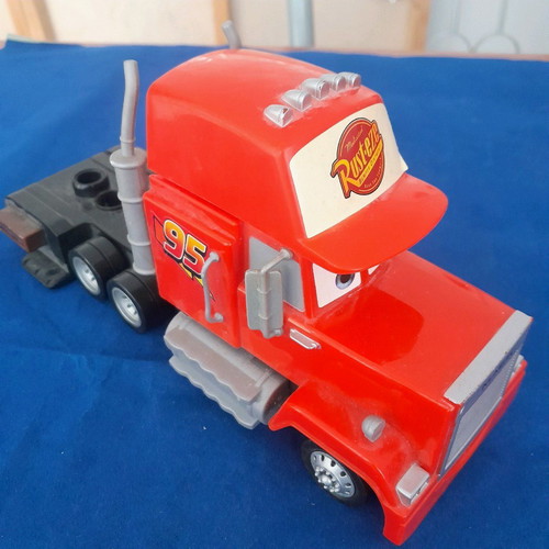 Mack Disney Cars truck used with foldable tracks and batteries