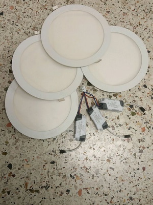 Φωτιστικά πάνελ led 24w 6000k μεταχειρισμένα, πακέτο 4 τεμαχίων με 3 τροφοδοτικά