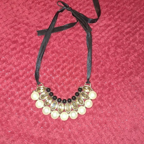 Women's necklace like new