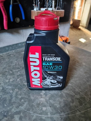 Motul Transoil 10w30 mineral oil like new, 750 ml