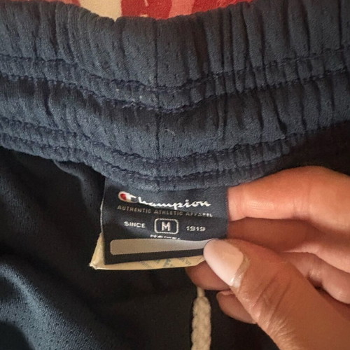 Champion shorts medium like new, blue