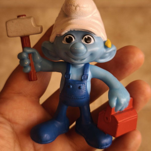 Peyo Smurf Handy Smurf figure 2013, used, 8cm tall