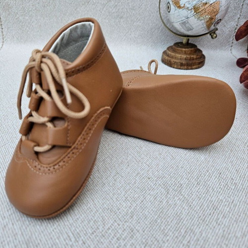 RiZitos leather baby shoes size 18, brown