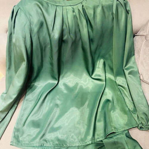 Mataksoto set blouse and skirt L like new, green