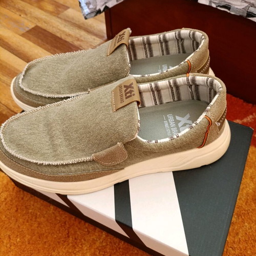 Xti Urban men's shoes oil color like new, size 43