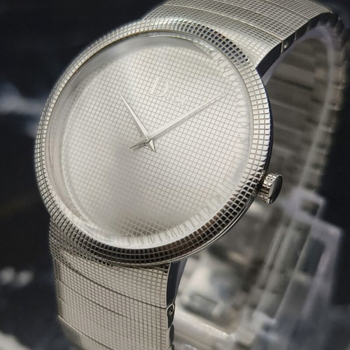 Christian Dior La D de Dior CD043110 watch like new, silver