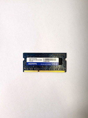 Adata AD3S1333C2G9-B 2GB DDR3 1333MHz лаптоп SODIMM RAM