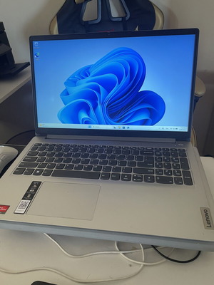 Lenovo IdeaPad 1 15ALC7 λάπτοπ, AMD Ryzen 7 5700U, 12GB RAM, 512GB SSD