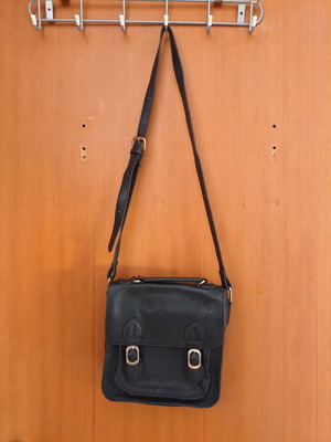 Black crossbody shoulder bag like new with buckles