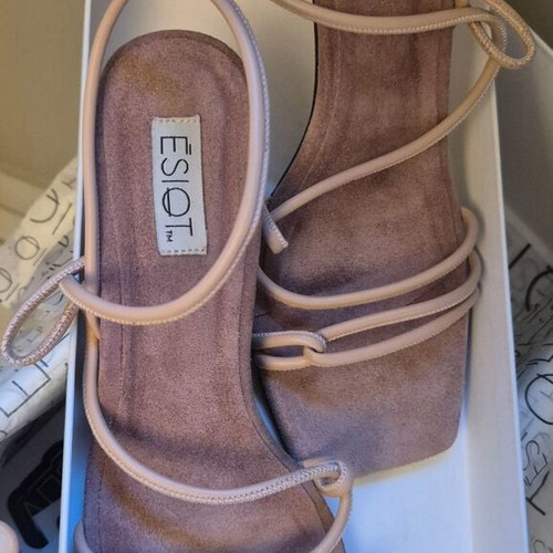 Esiot sandals 37 nude like new