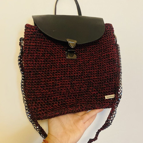 Handmade knitted shoulder bag new, burgundy and black with satin lining