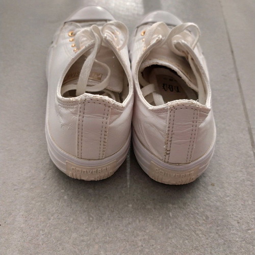 All Star Converse women's shoes used, leather type with wear
