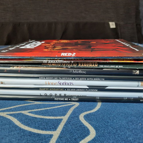 Hollywood Blockbuster DVD set like new with Greek subtitles, 10 movies
