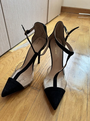 Black velvet pointed heels like new, size 36, transparent detail