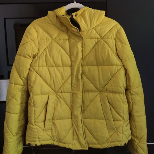 Yellow jacket C&A size 38 like new
