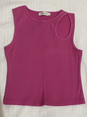 Fuchsia Top with Front Cutout Size S Like New