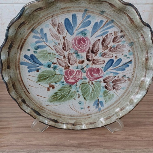 Ceramic decorative plate vintage in very good condition