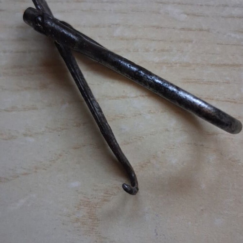 Antique button hook Victorian era with patina, used