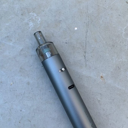 Electric cigarette used with burnt coil