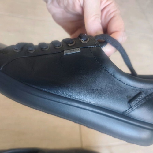 Ecco leather sneakers black size 40 like new