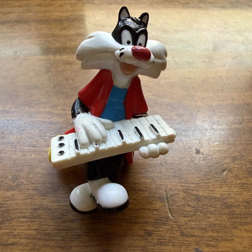 Looney Tunes Sylvester Playing Piano Figure used