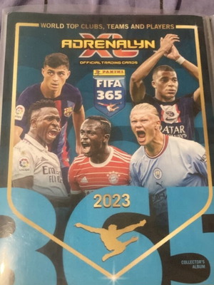 Panini Adrenalyn XL FIFA 365 2023 άλμπουμ με αυτοκόλλητα