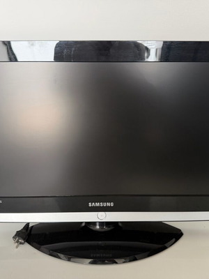 Samsung TV used in very good condition