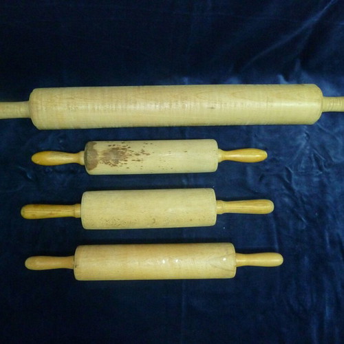 Wooden rolling pins used, set of 4, various sizes