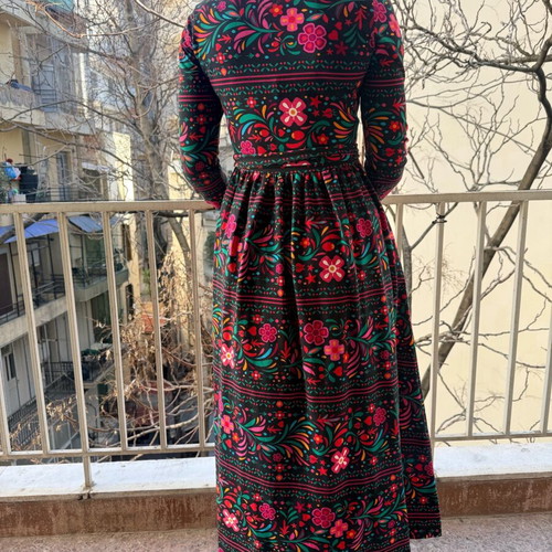 Karavan dress new, black multicolor, size S