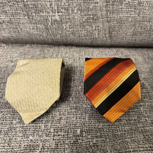 Nino Venturi ties like new, set of 2 pieces