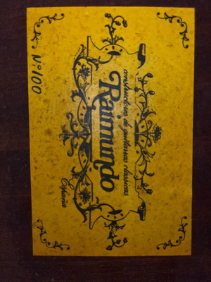 Raimundo classical guitar like new