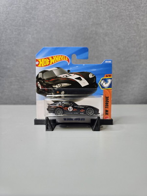 Hot Wheels 96 Dodge Viper GTS new