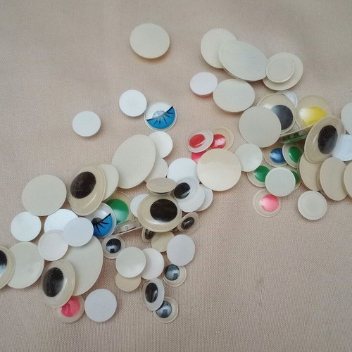 Craft eyes used, pack of 76 pieces