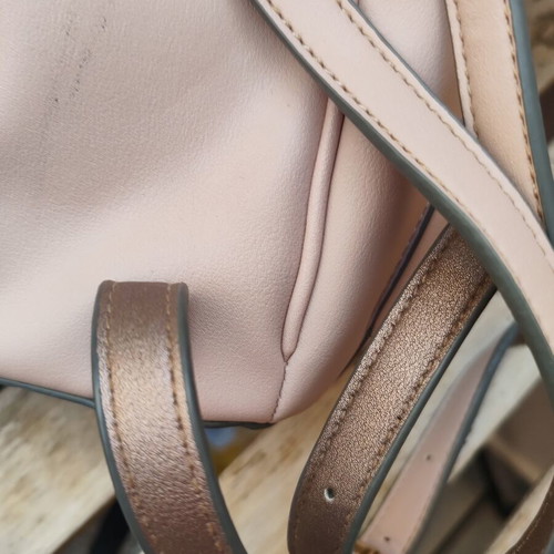 Accessorize backpack used, pink