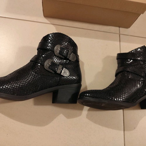 Funky Buddha Women's Ankle Boots like new, size 40, black