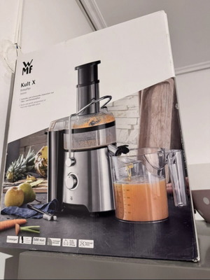 Kult-X juicer, new in box