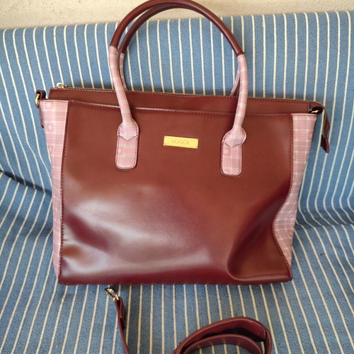 DOCA women's handbag shoulder bag burgundy with plaid details