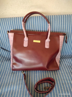 DOCA women's handbag shoulder bag burgundy with plaid details