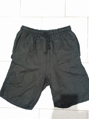 Μαύρη βερμούδα σαν καινούργιο, unisex, μέγεθος XL