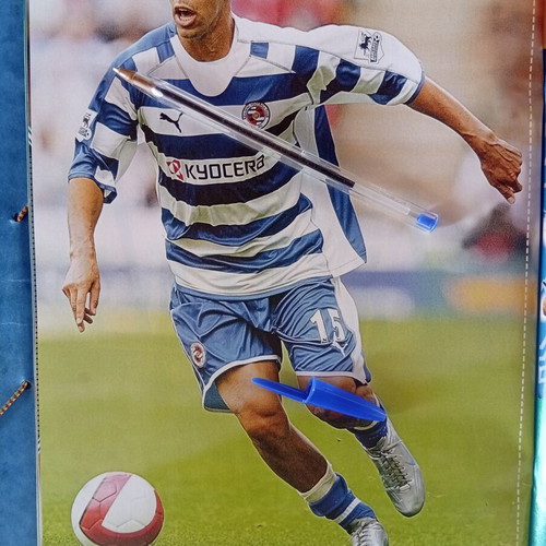 Match football magazine issue 14-20/11/2006 like new with Tottenham posters