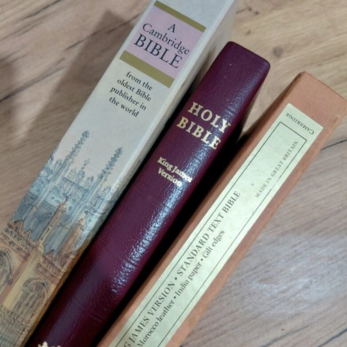 A Cambridge Bible King James Version like new with leather case