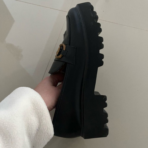 Loafers with thick sole Luigi black like new, size 38