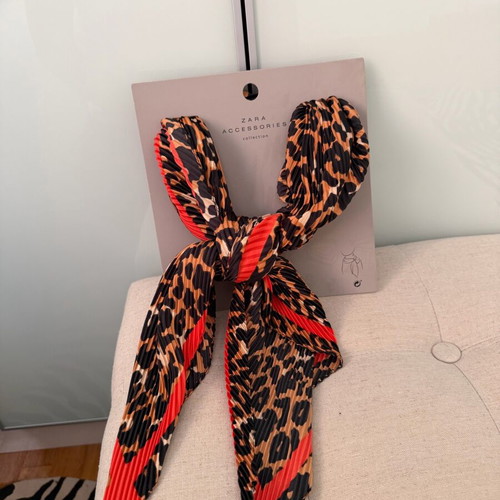 Leopard Print Scarf new by Zara, black and red