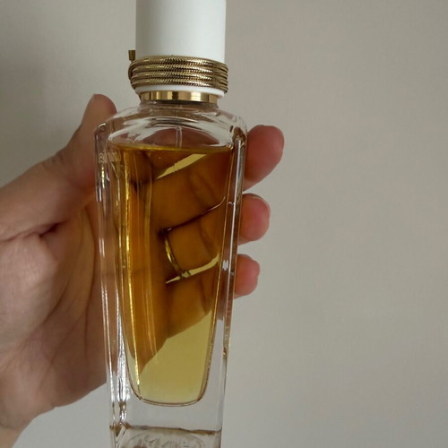 Cartier perfume Oud & Santal 75ml like new, Prive collection