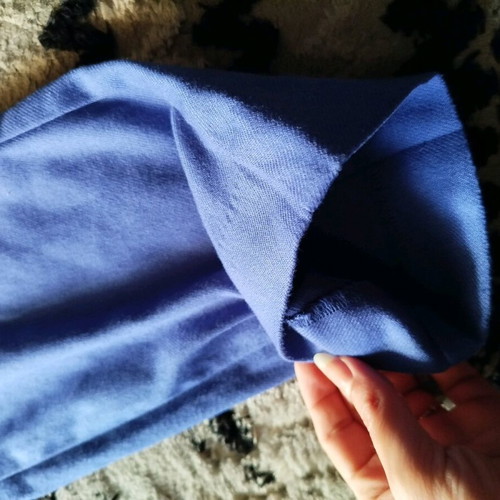 Women's blue fabric pants straight cut like new