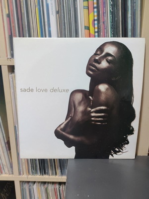Sade Love Deluxe винилова плоча употребявана, джаз