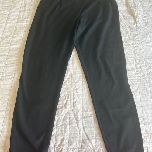 Black women's pants Bershka used with elastic at the bottom