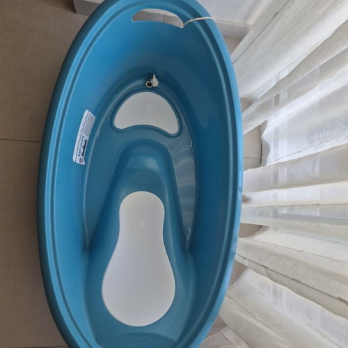 Brevi baby bath tub like new, Italian made